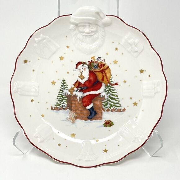 Villeroy & Boch Santa Sculpted Round SERVING BOWL 9 3/4” TOY’S FANTASY Christmas - Picture 1 of 5